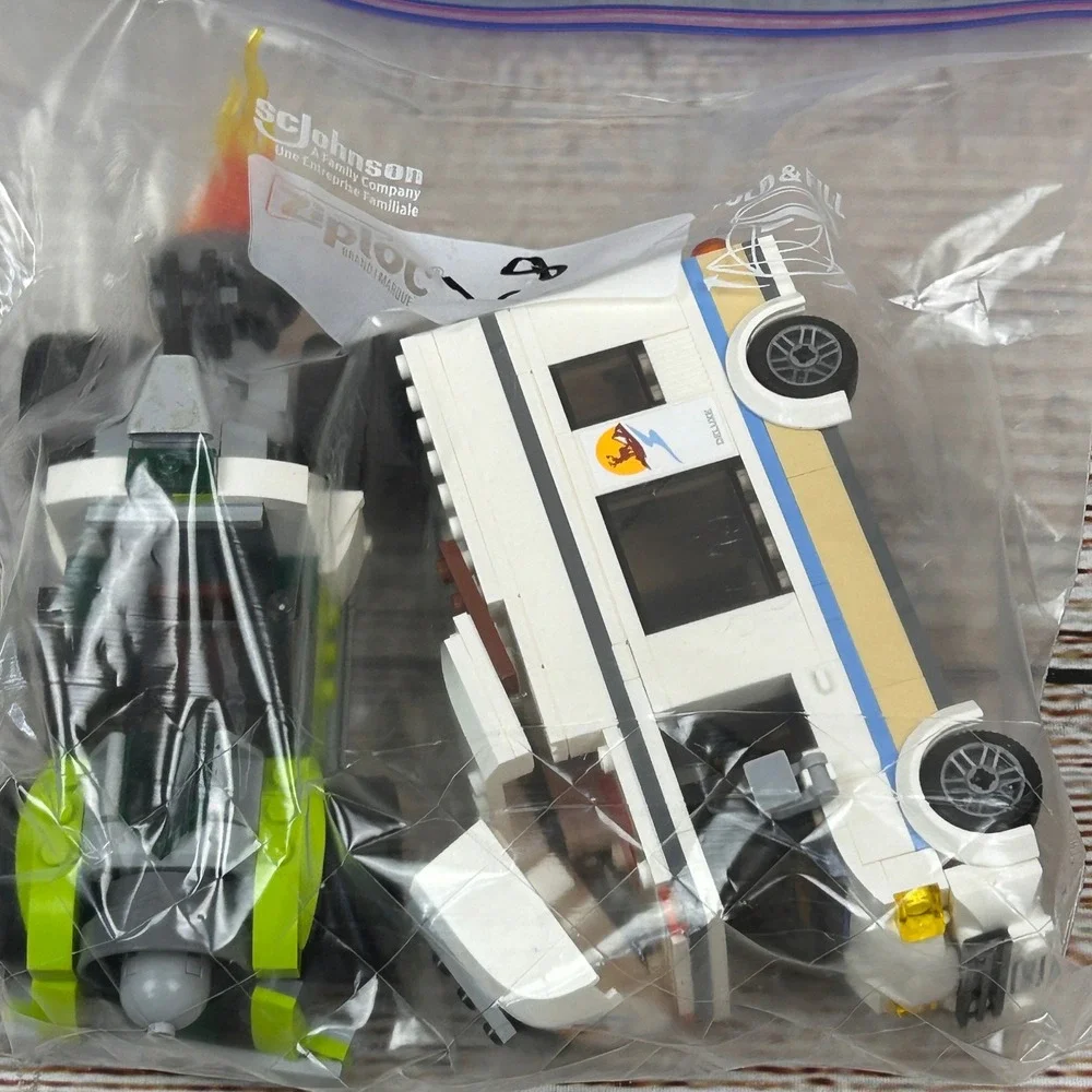 Lego City 60117‎ Van & Caravan and 60113 Race Car Vehicle Lot Incomplete